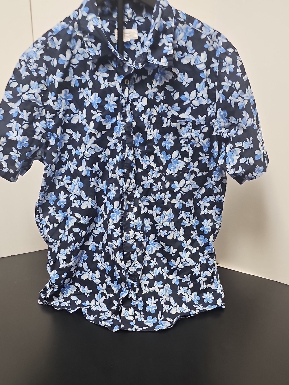 GAP Men’s Short-Sleeve Floral Button-Down Shirt - Navy & Light Blue